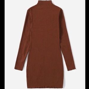 Brown long sleeve dress